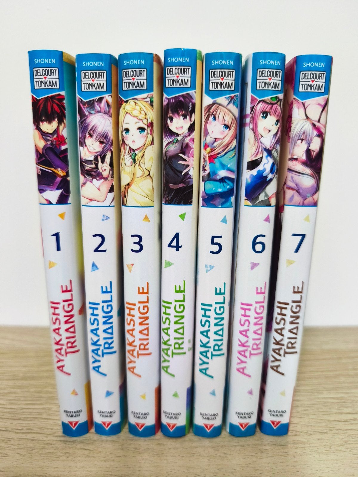 Ayakashi Triangle - 7 tomes, Livres, BD | Comics, Série complète ou Série, Enlèvement ou Envoi, Comme neuf, Japon (Manga)