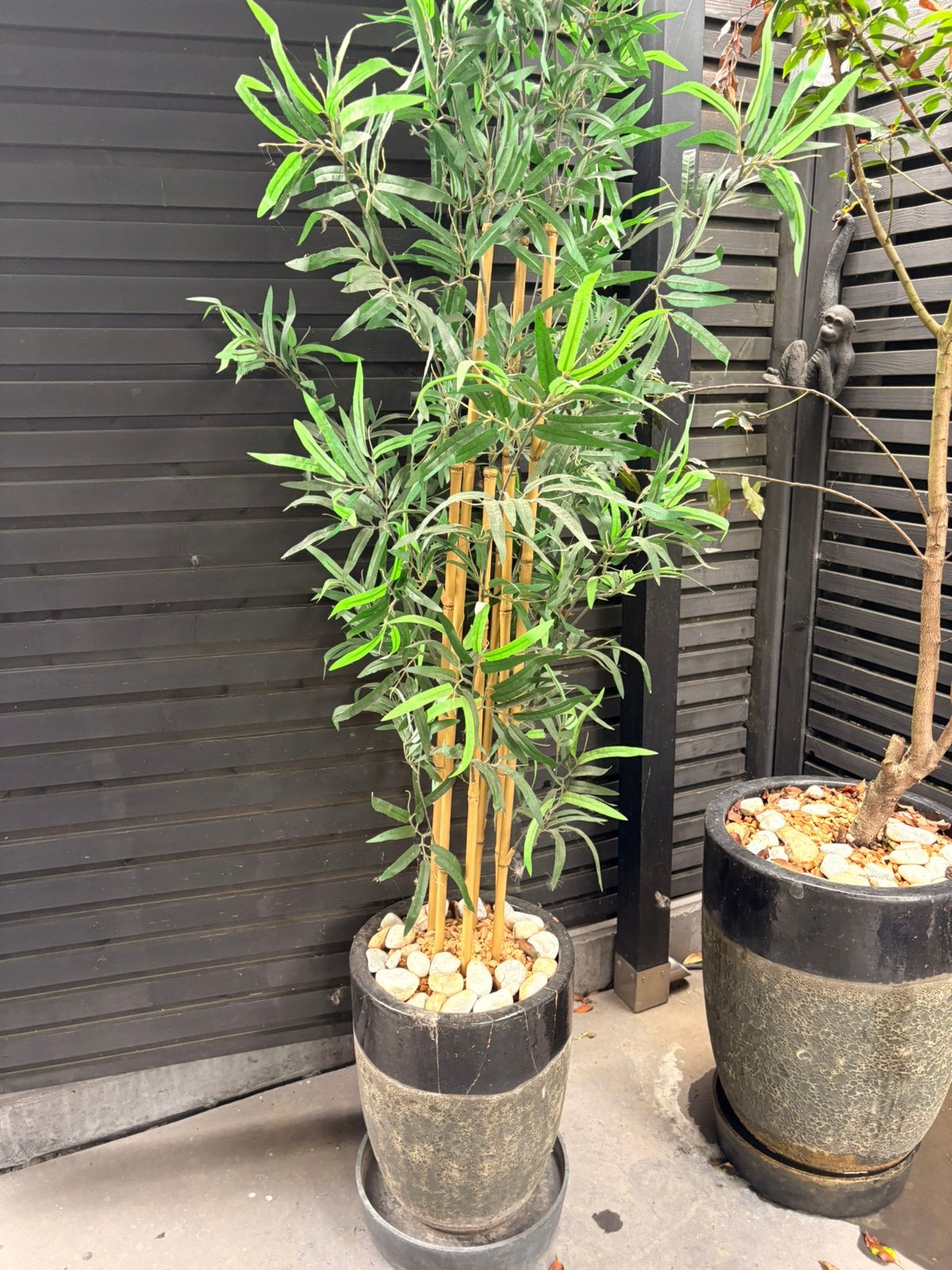 Bloempot met kunstplant, Tuin en Terras, Planten | Struiken en Hagen, Ophalen