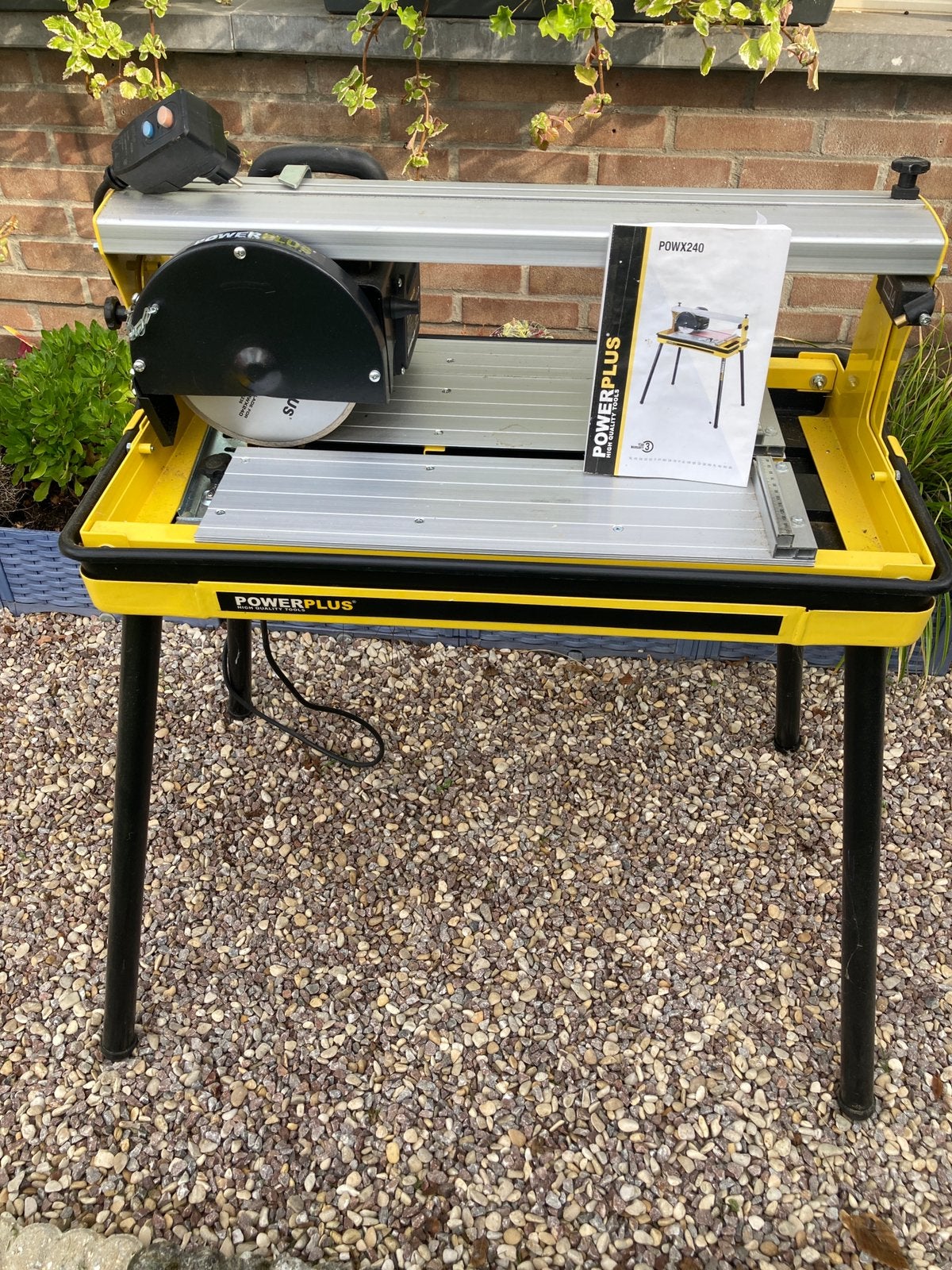 Tegelsnijder / tile cutter, Enlèvement