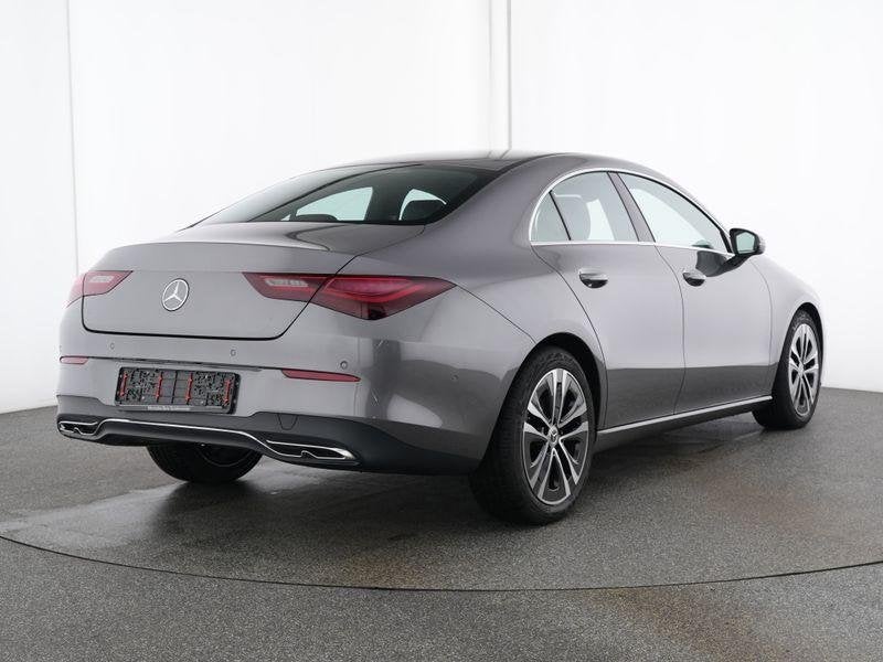 Mercedes-Benz CLA-Klasse 180 Coupé Luxury Line | Dodehoekas, Auto's, Gebruikt, 4 cilinders, Bedrijf, 5 zetels