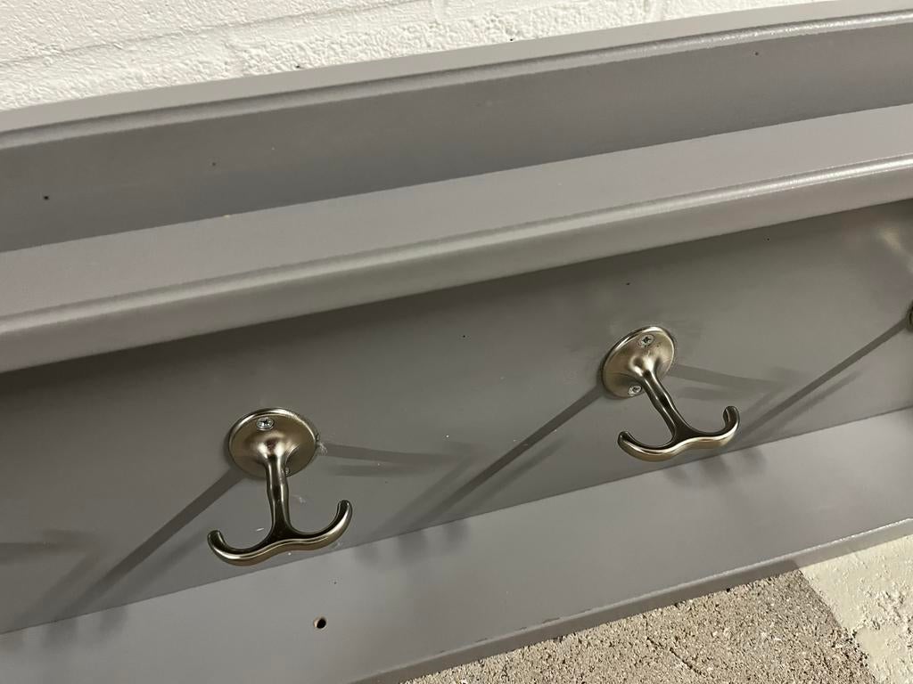 Tornviken wandplank met kastok, Ophalen, Zo goed als nieuw