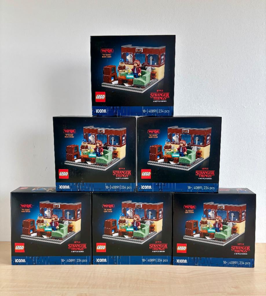Lego Stranger Things 40891 WSQK Radio Station Nieuw!, Overige thema's, Nieuw, Ophalen of Verzenden, Complete set