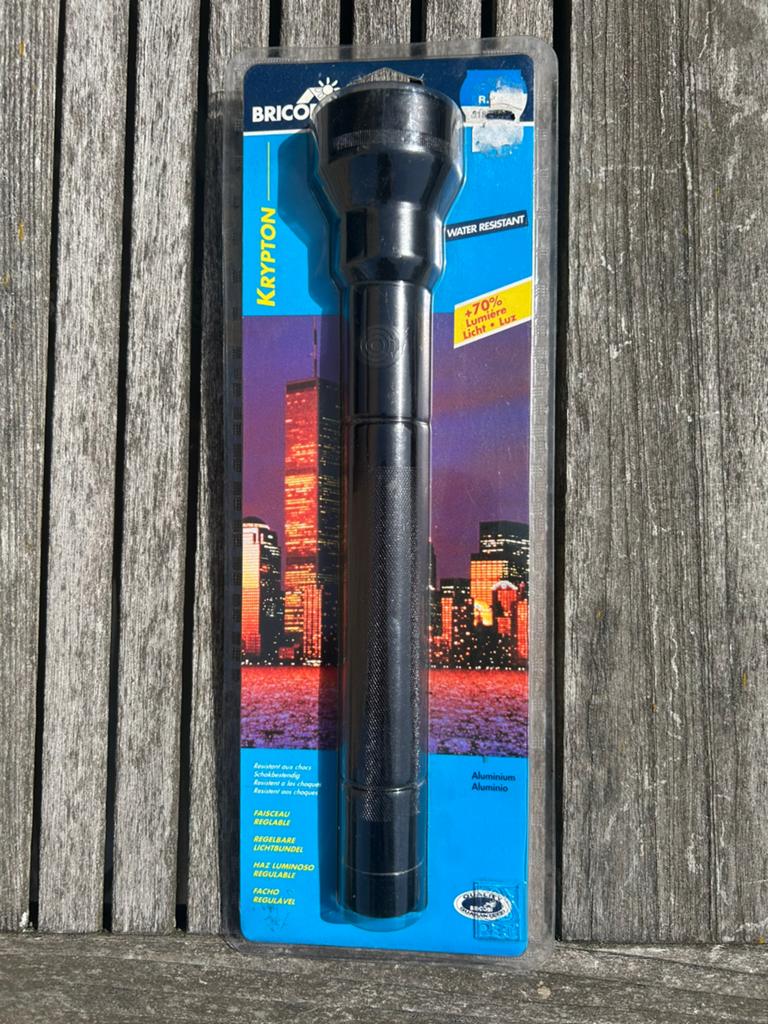 Krypton zaklamp zeer krachtige lichtbundel, Ophalen of Verzenden, Nieuw, Batterij