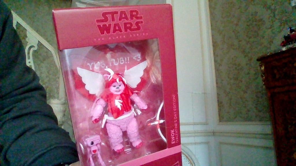 Figurine Ewoks (spéciale saint valentin lol, Enlèvement