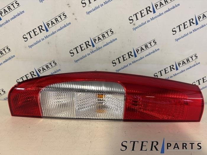 Achterlicht links van een Mercedes Vito, Auto-onderdelen, Verlichting, Mercedes-Benz, Nieuw, 12 maanden garantie, Ophalen of Verzenden