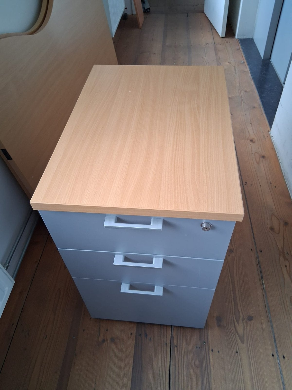 Bureau Ladenkast, Enlèvement, Comme neuf