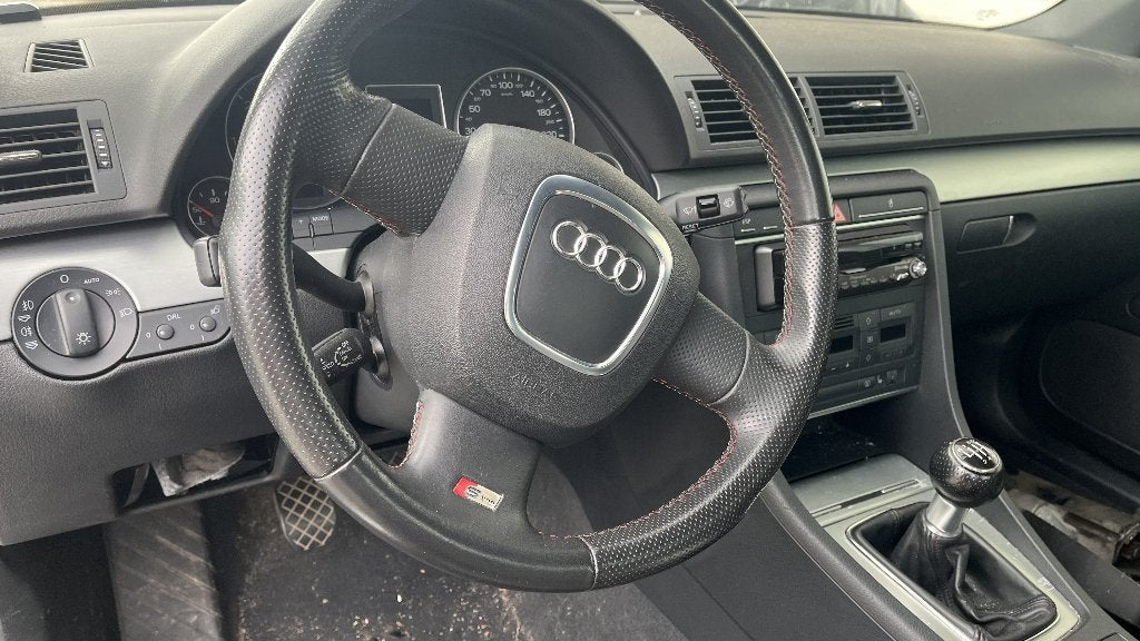 Audi A4 sedan 8E onderdelen S-line 2007, Auto's, Audi, Particulier, Te koop, A4