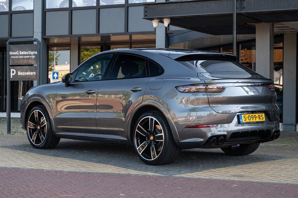 Porsche Cayenne Coupé 3.0 E-Hybrid SportDesign (bj 2022), Automaat, 461 pk, Gebruikt, 2995 cc