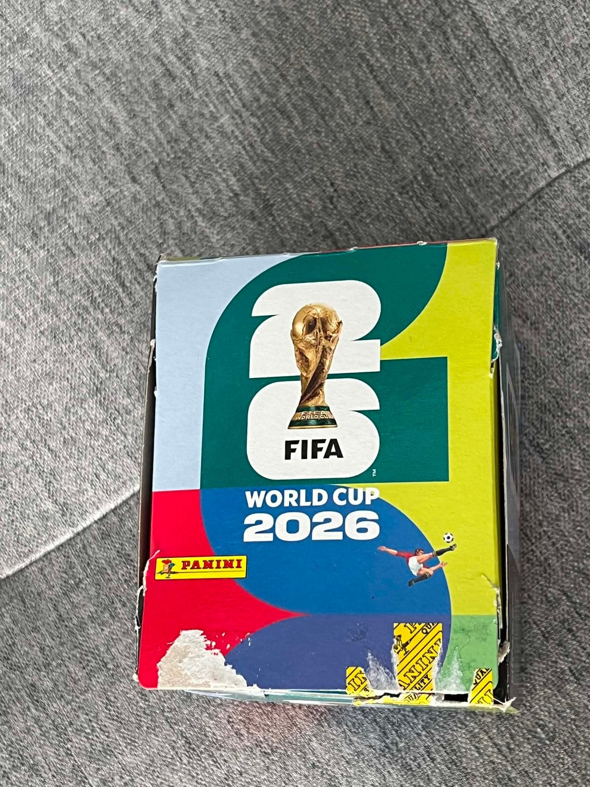 World Cup stickerboek, doos en meer geplakte stickers., Verzamelen, Sportartikelen en Voetbal, Ophalen, Zo goed als nieuw