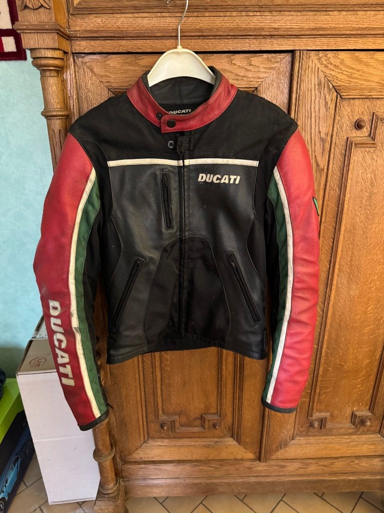 Veste cuir Ducati taille S, Femmes, Seconde main, Enlèvement ou Envoi, Manteau | cuir