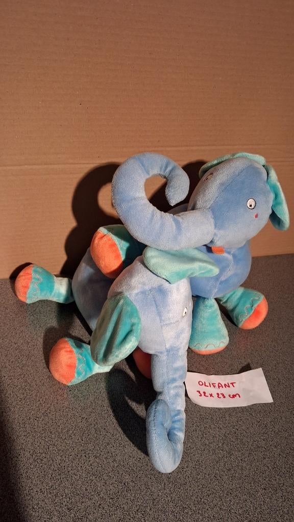 2 pluche olifanten, Ophalen of Verzenden, Nieuw, Middelgroot (20 tot 80 cm)