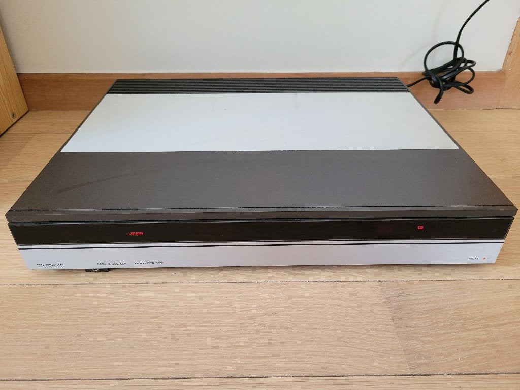 Bang & Olufsen Beomaster 5500 — Radio/amplificateur B&O, TV, Hi-fi & Vidéo, Tuners, Comme neuf, Enlèvement ou Envoi