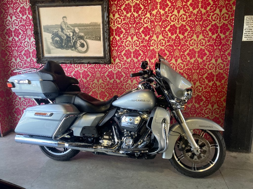 harley davidson electra glide ultra 114 24275km met garantie, 2 cilinders, Occasion, Motorrijbewijs A, Bedrijf