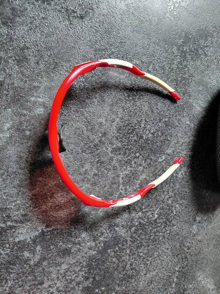 OAKLEY, Rouge, Enlèvement ou Envoi, Comme neuf, Oakley
