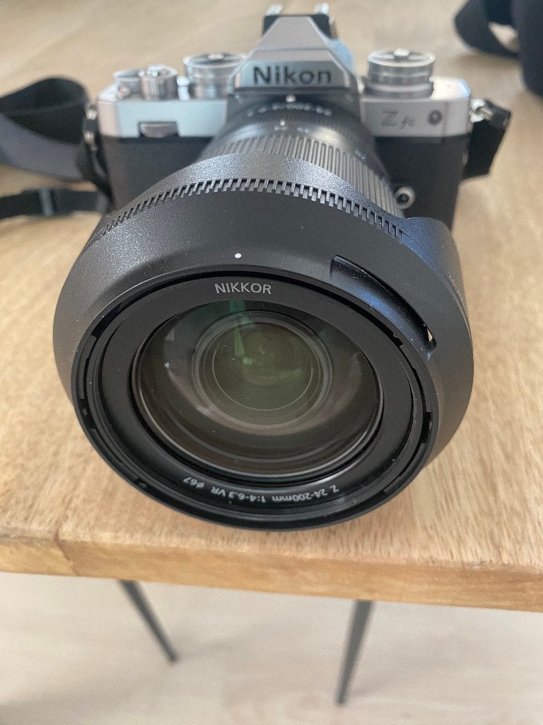 Nikon Z fc body + Nikon 24-200mm (NikkorZ), Audio, Tv en Foto, Ophalen, 21 megapixels, Bodydop, Zo goed als nieuw