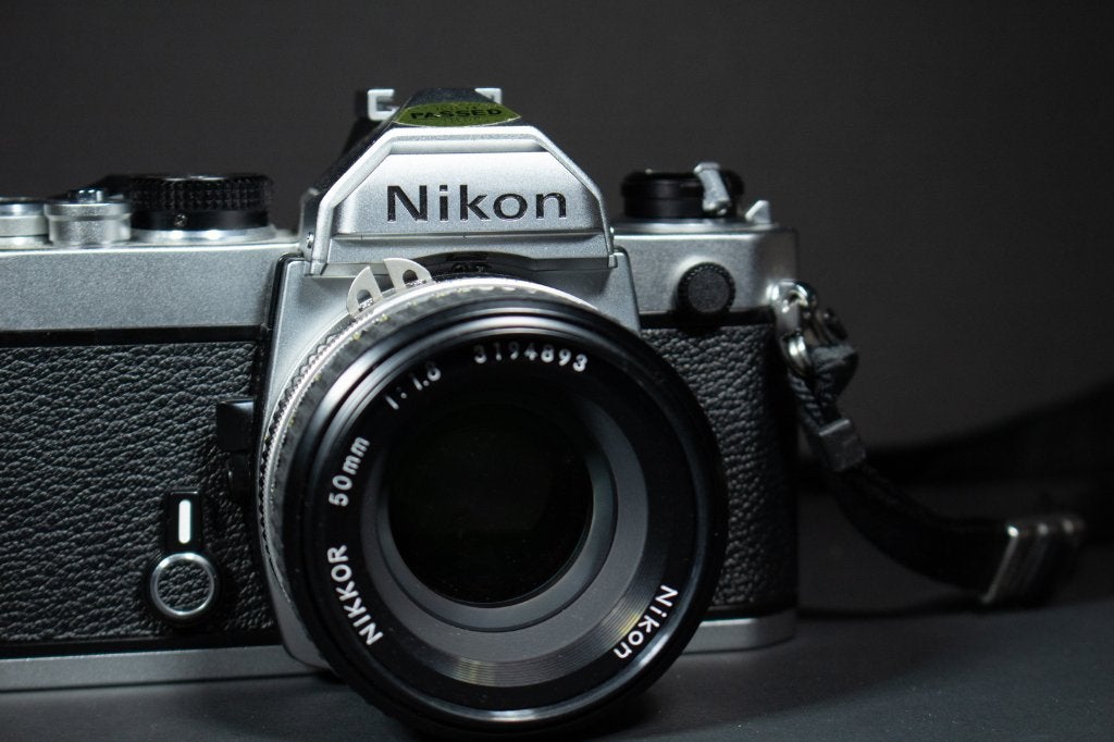 NIKON FM + nikkor 50mm f1.8 en superbe état, Enlèvement, Comme neuf, Reflex miroir, Nikon