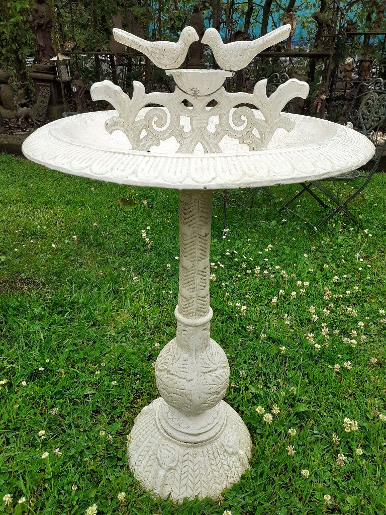 Grand bain d'oiseaux en fonte patinée ., Enlèvement, Comme neuf