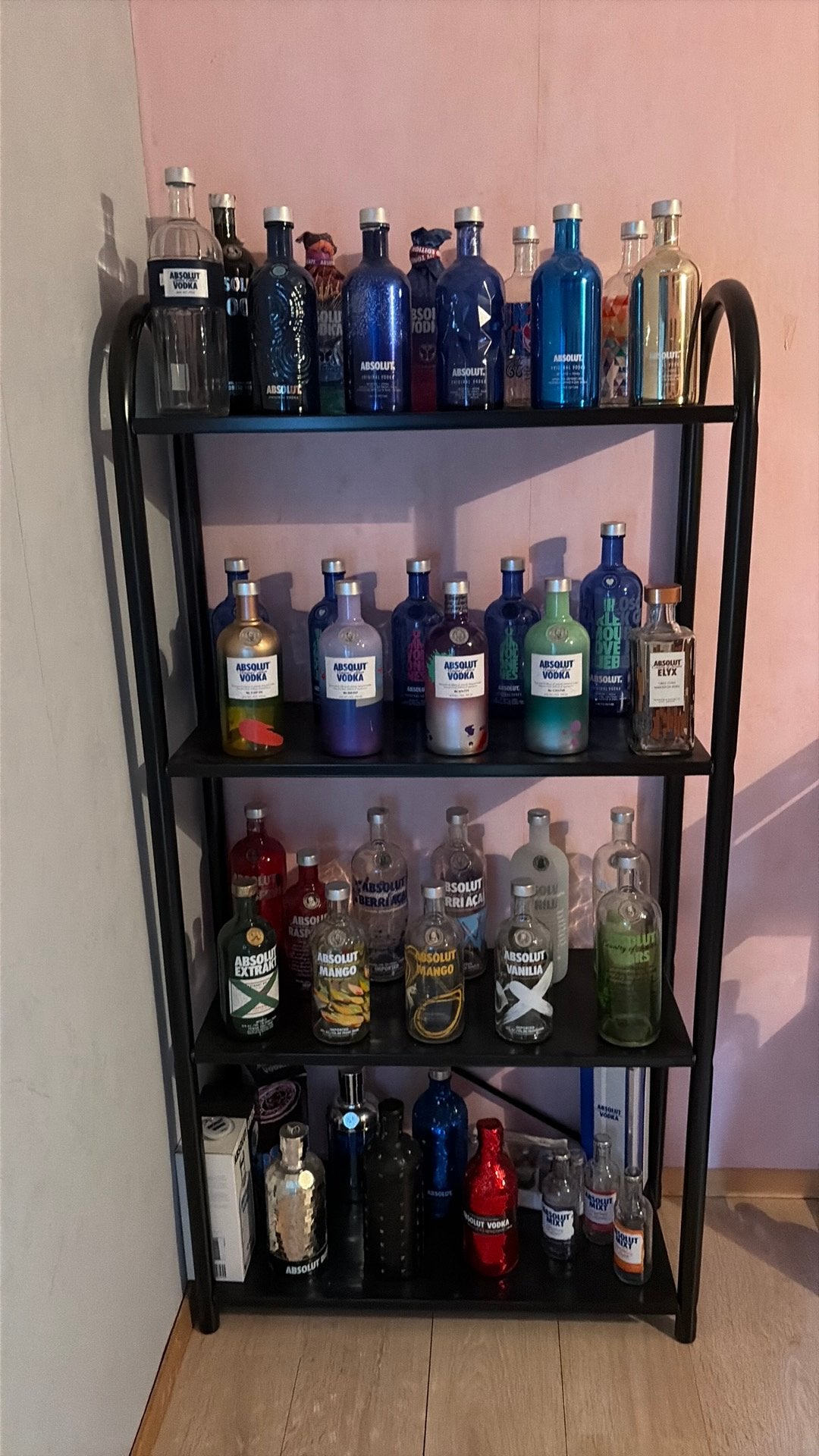Collection Absolut Vodka, Enlèvement, Comme neuf
