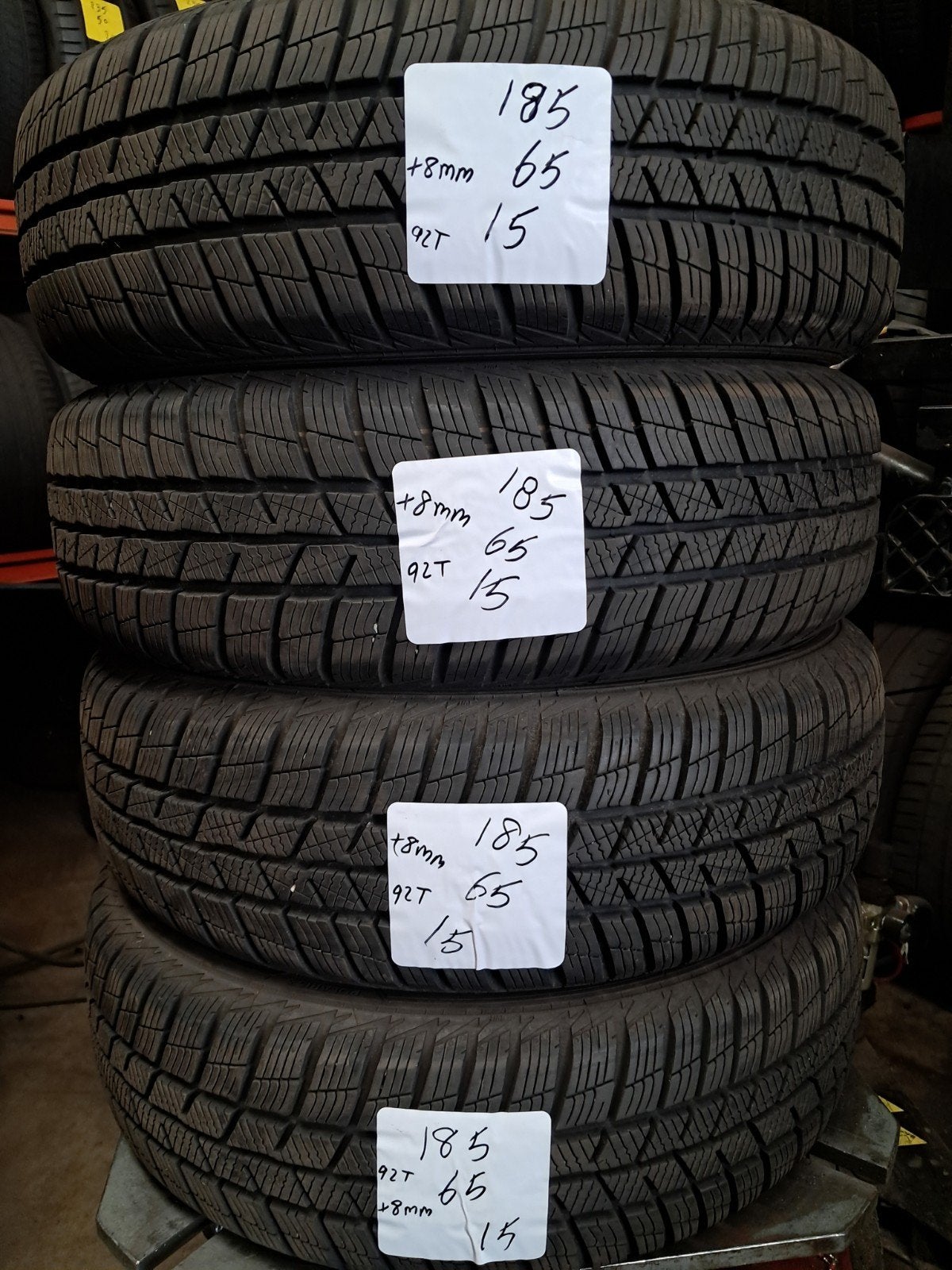 1856515 185/65/15 185/65R15 hiver +8 mm, Enlèvement