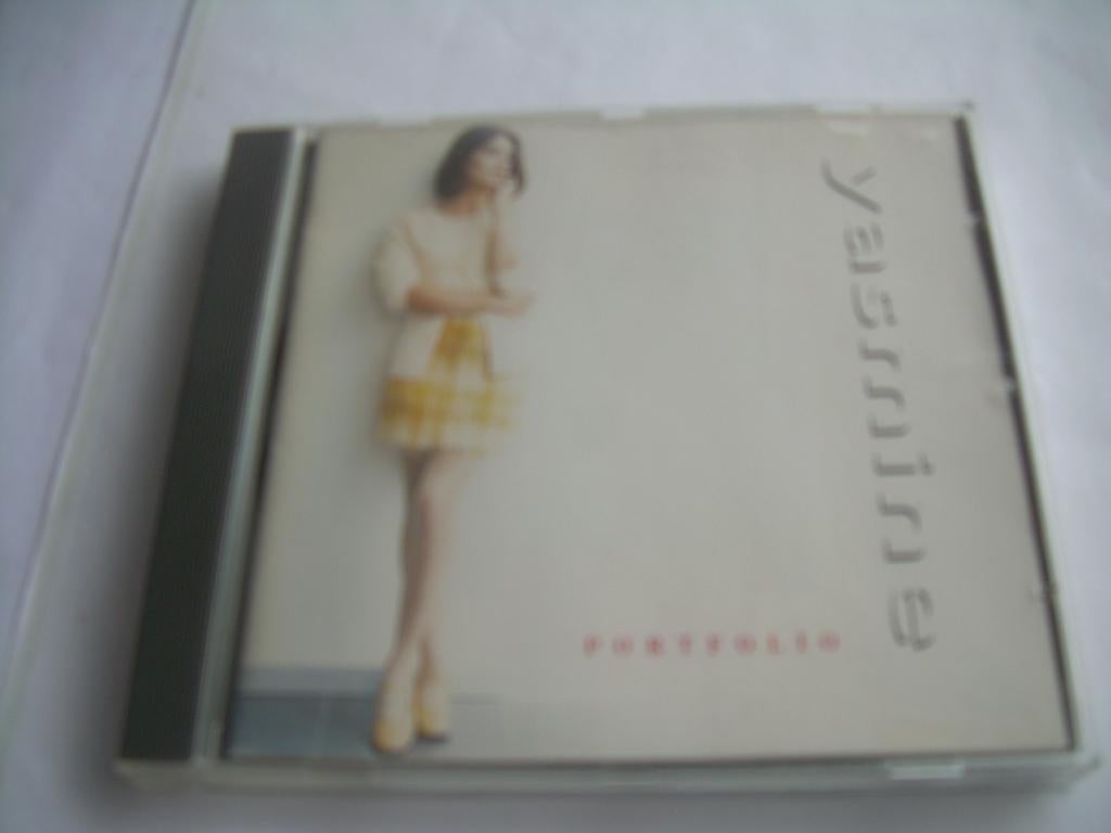CD - YASMINE - PORTFOLIO, Cd's en Dvd's, Ophalen of Verzenden, Zo goed als nieuw, Pop