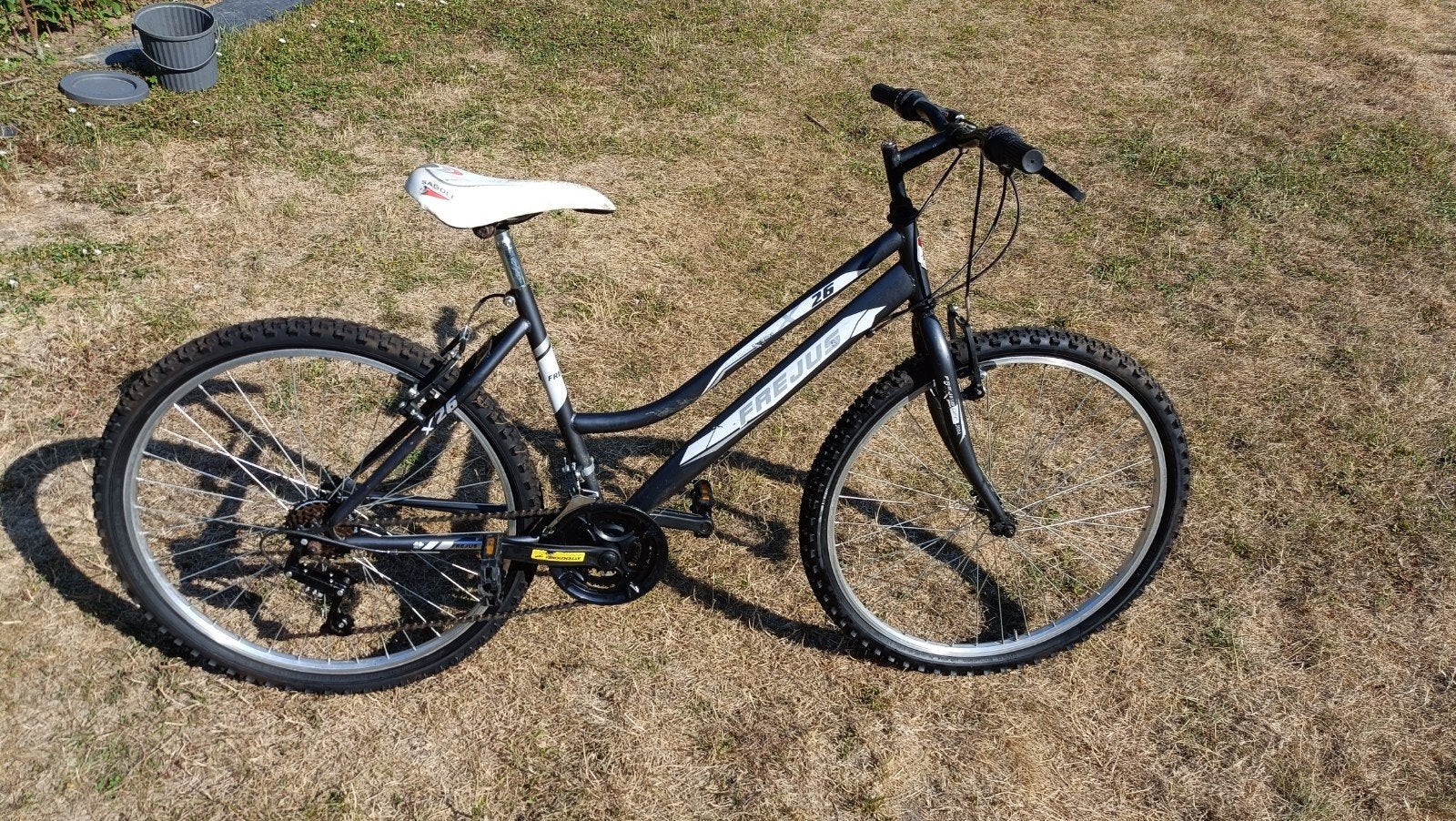 vélo VTT 26' Fréjus noir