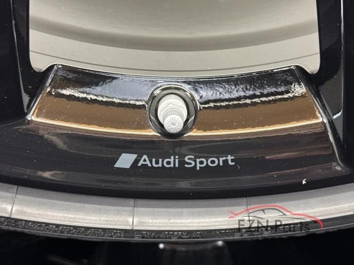 Audi A6 RS6 RS7 4K Velgen set met Winterbanden 4x (4K0601025, Autos : Pièces & Accessoires, Enlèvement, Neuf, Pneu(s)