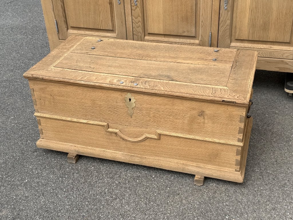 Coffre en chêne bois naturel, Enlèvement, Chêne