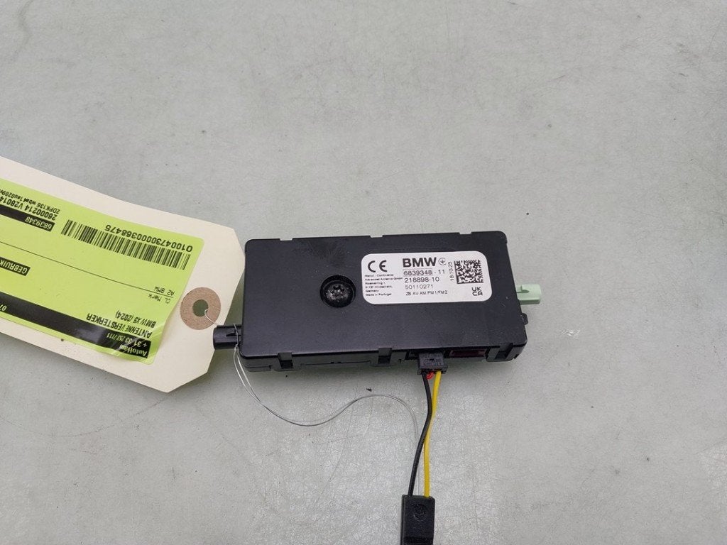 AMPLIFICATEUR D'ANTENNE X5 (G05) (|6839348|65206839348|), Utilisé, BMW, Petuelring 130
80809  München, DE, Bayerische Motoren Werke AG