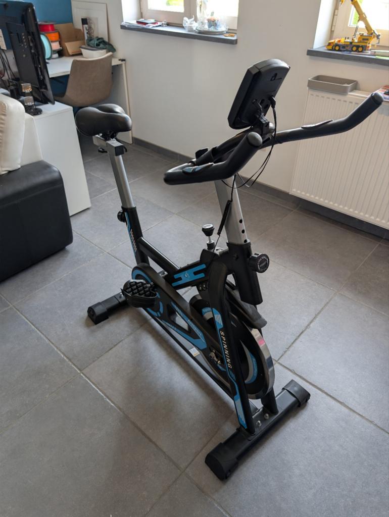 Spinning Bike, Enlèvement