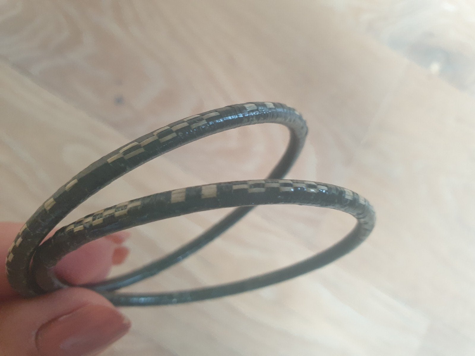 2 gedecoreerde armbandjes

In perfecte staat

2 euro samen, Handtassen en Accessoires, Ophalen of Verzenden