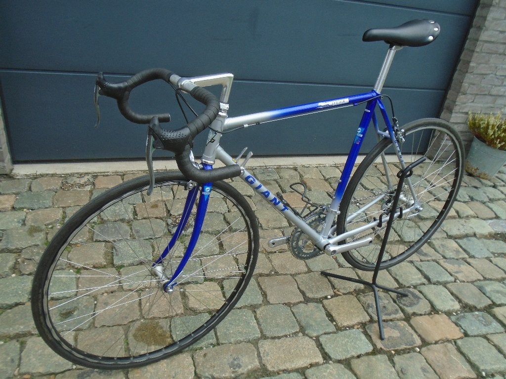 retro koersfiets Giant, staal! nieuwstaat! 399€, Vélos & Vélomoteurs, 10 à 15 vitesses, Frein sur jante, Enlèvement, 53 à 57 cm