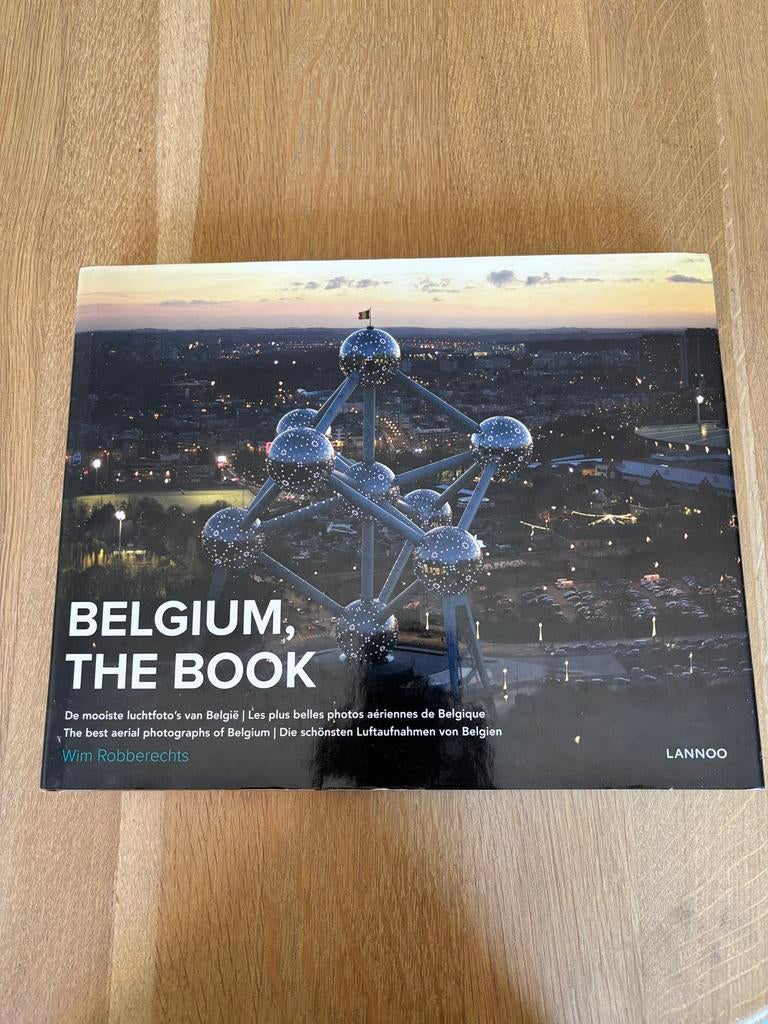 Wim Robberechts - Belgium the book, Boeken, Ophalen of Verzenden, Wim Robberechts