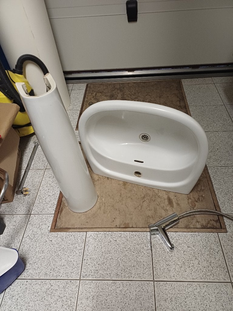 Sanitair, Ophalen, Gebruikt, Steen, Wastafel