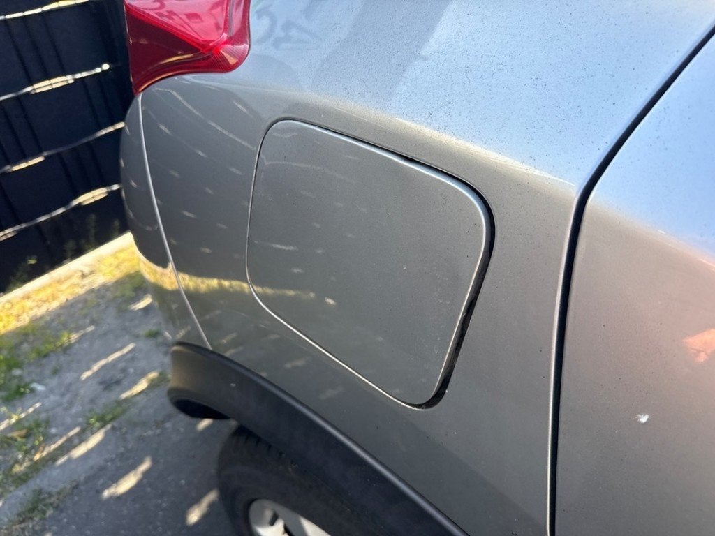 TANKKLEP Nissan Juke (F15) (01-2010/12-2019), Auto-onderdelen, Gebruikt, Germany@nissan-services.eu, Kronenweg 38
50389  Wesseling, DE