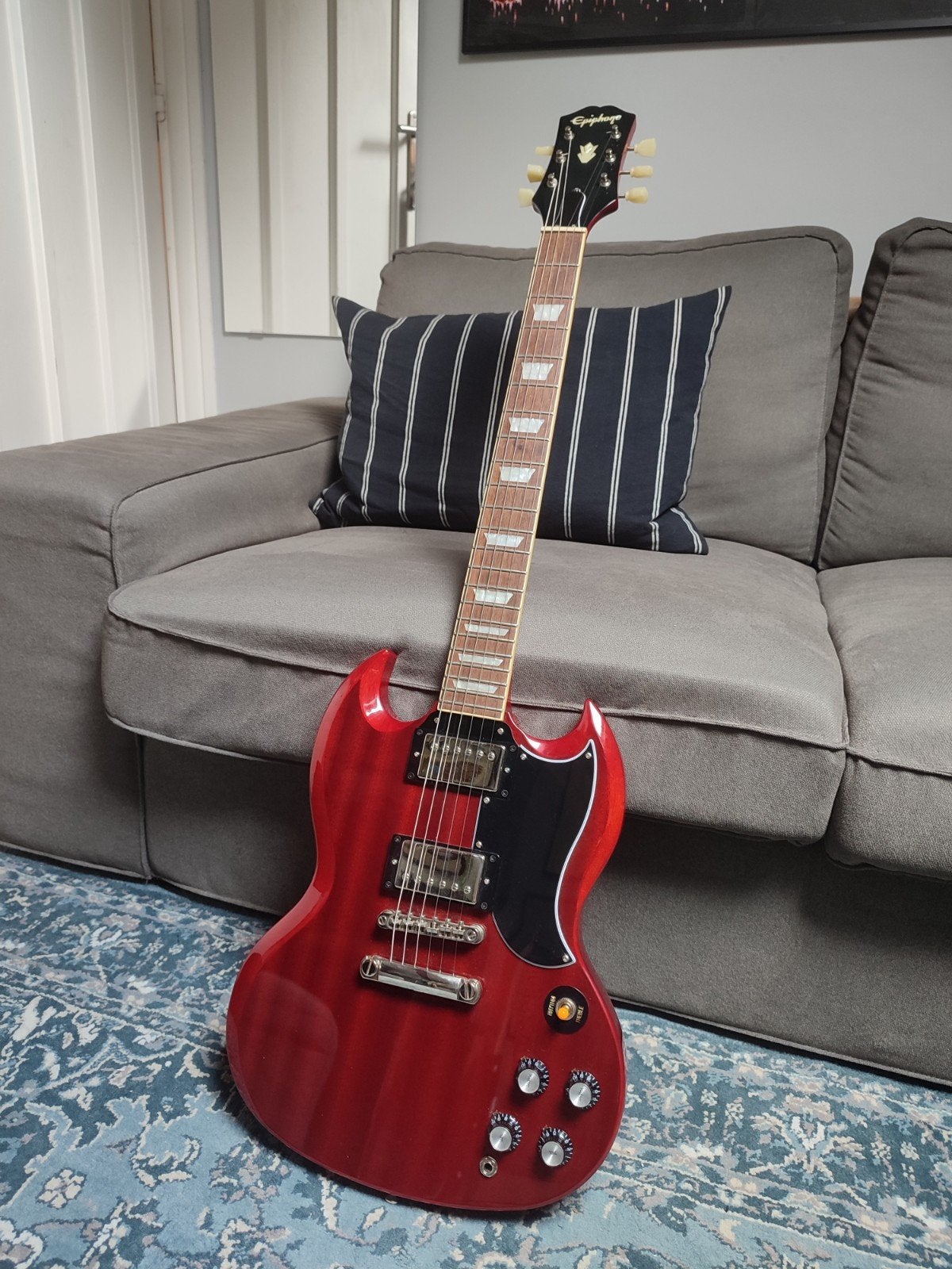 Epiphone SG Standard 61 inspired by Gibson, Ophalen, Epiphone