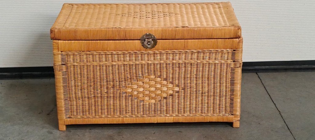 Sfeervolle Retro rotan opbergkist met messing sluiting, Ophalen