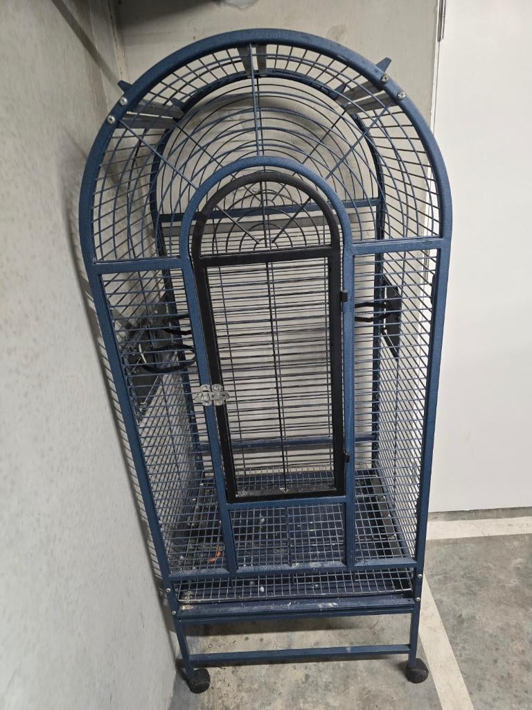 Cage pour perroquet ou oiseau de bonne taille, Animaux & Accessoires, Oiseaux | Cages & Volières, Enlèvement, Utilisé, Aluminium