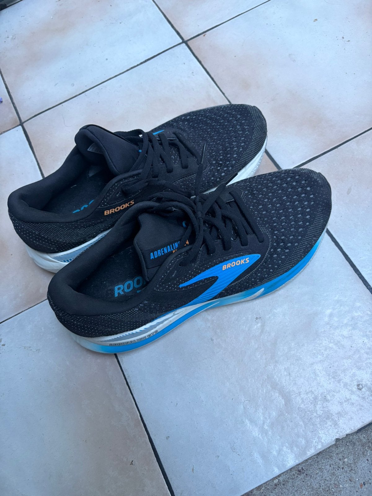 Brooks sportschoenen 42, Hardloopschoenen, Zo goed als nieuw, Hardlopen, Ophalen