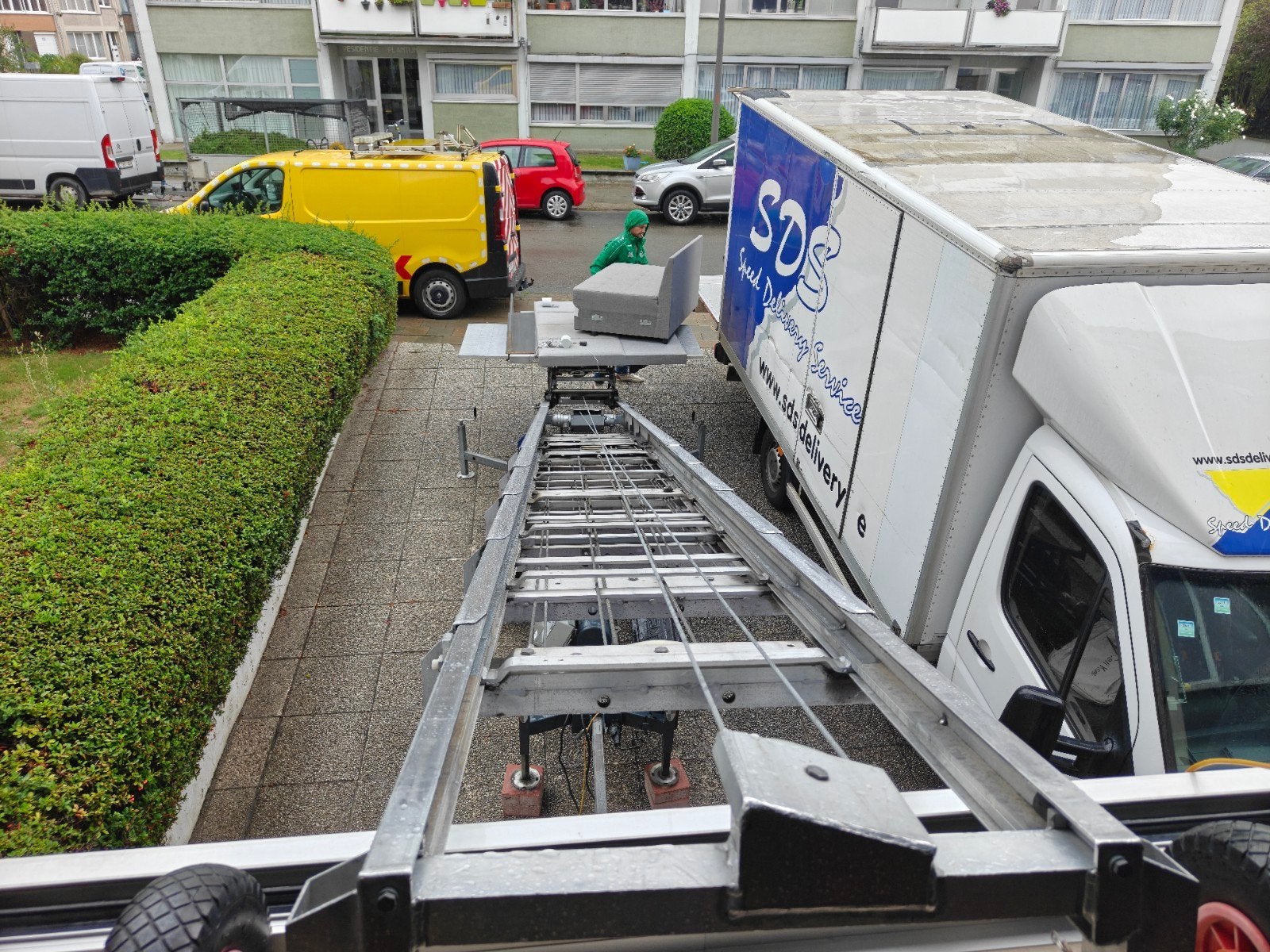 Verhuizen in Antwerpen 24/7 Feestdagen ook ! 0479. 171. 001, Euro 6, Citroën, Wit, Bedrijf