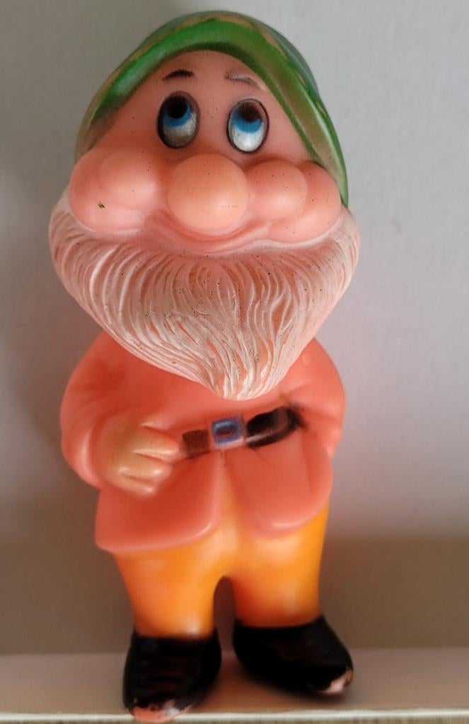 Disney - oude kabouter (rubberen poppetje), Ophalen of Verzenden, Gebruikt