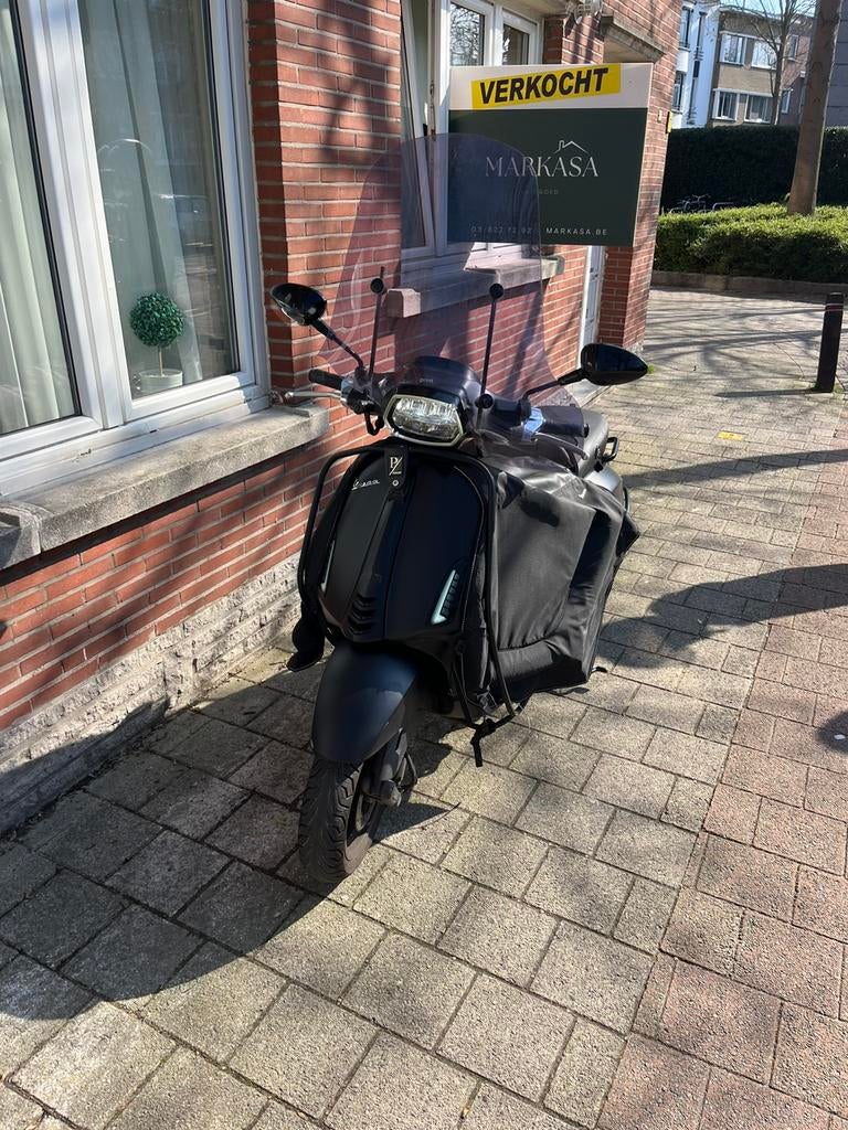 Vespa sprint Notte, Fietsen en Brommers, Brommeronderdelen | Scooters, Zo goed als nieuw, Vespa, Ophalen of Verzenden