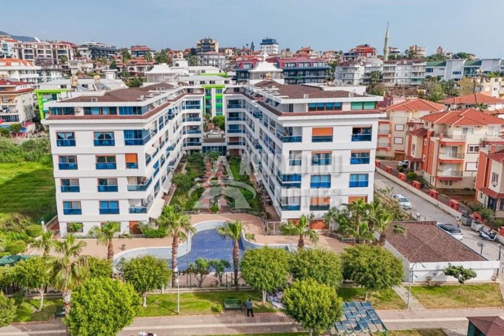 1+1 appartement in Kestel, op 50 meter van de zee, Immo, Buitenland, 65 m², 2 kamers, Turkije, Stad