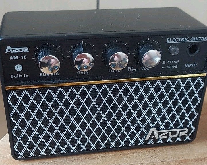 pocked gitaar versterker 10 watt (oplaadbaar), Musique & Instruments, Amplis | Basse & Guitare, Guitare, Enlèvement