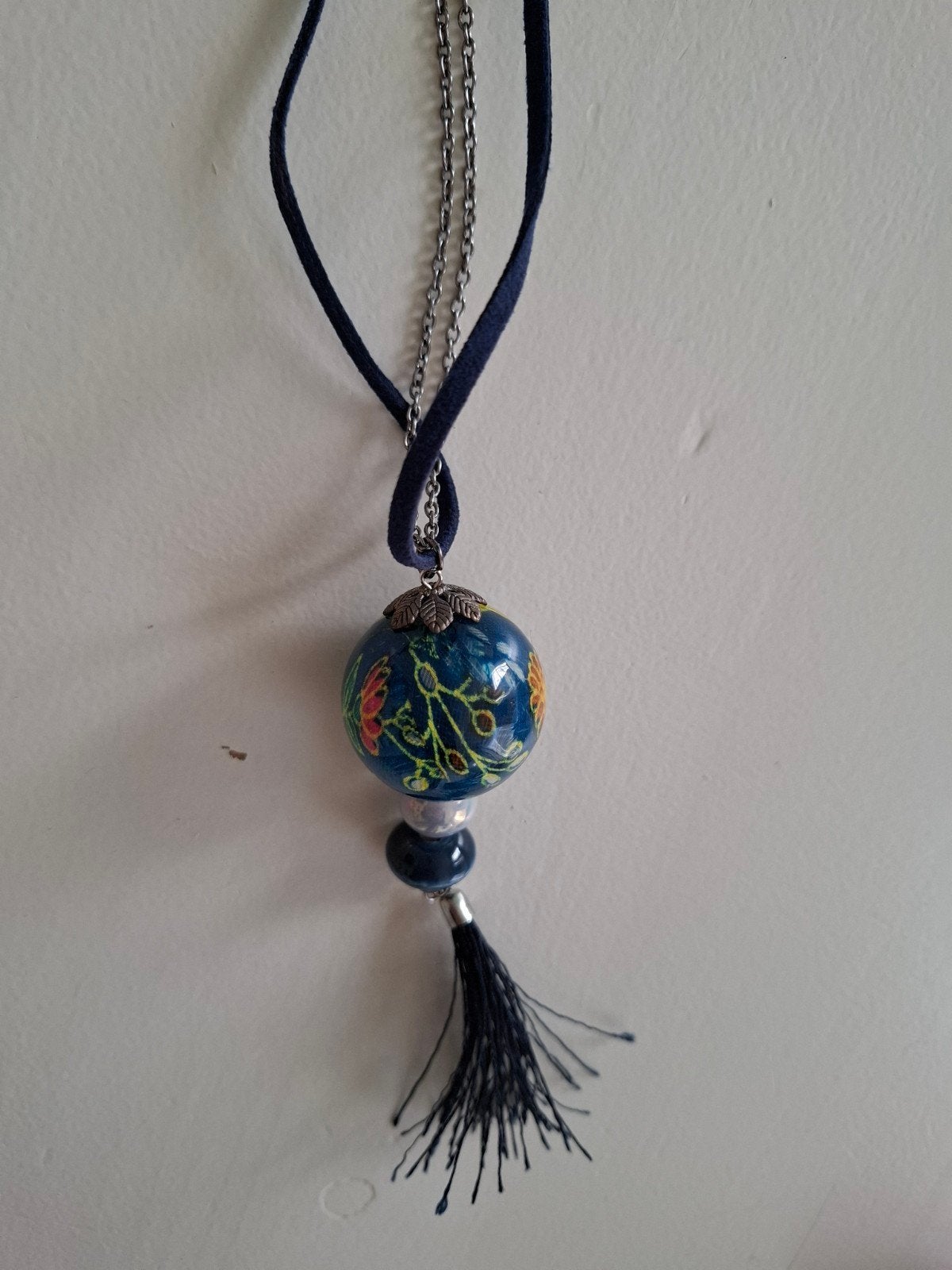 mooie lange ketting, Handtassen en Accessoires, Ophalen, Met hanger, Kunststof, Blauw
