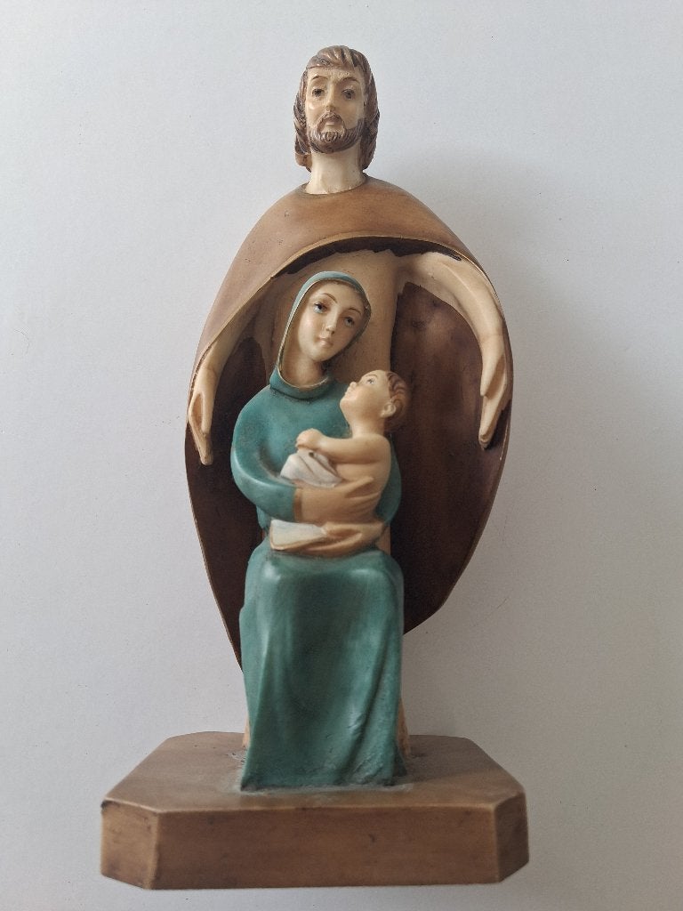 Beeld Heilige Familie : Jozef, Maria en het kindje Jezus, Enlèvement