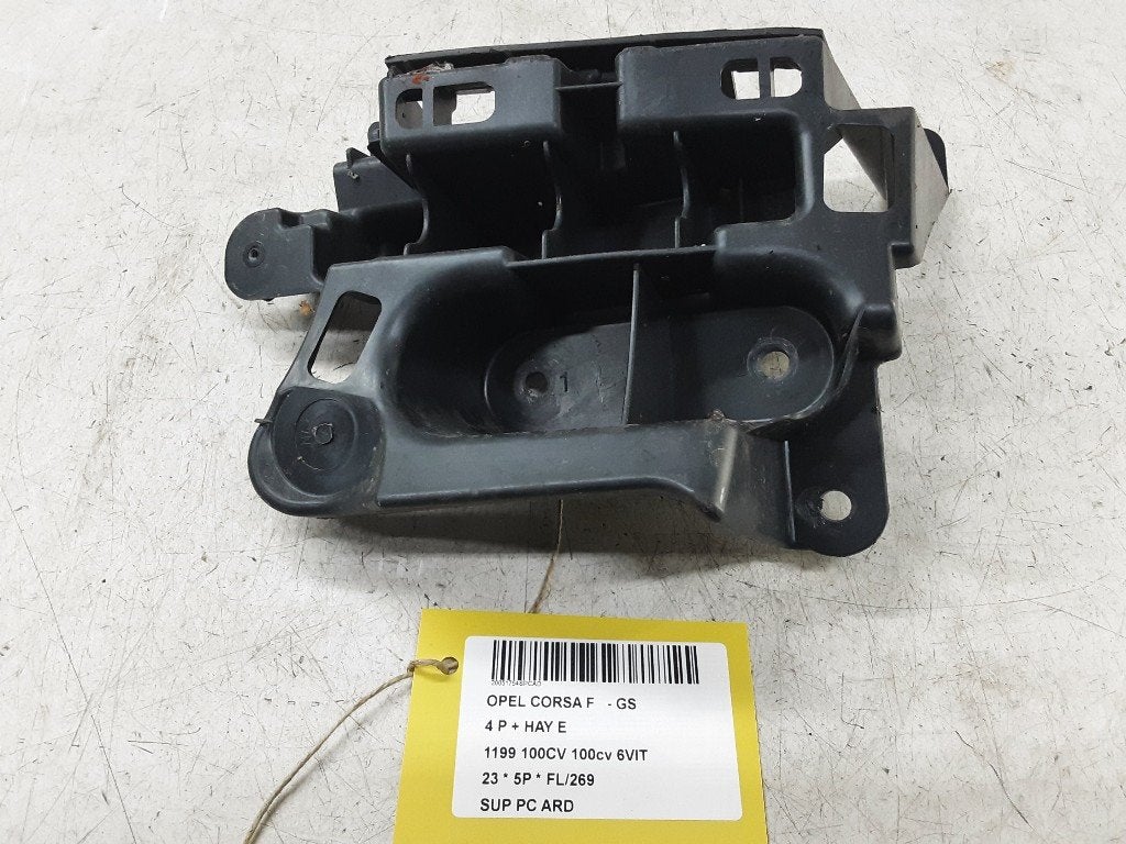 SUPPORT PARE-CHOCS ARRIÈRE DROIT Corsa F (UB / UH / UP), Autos : Pièces & Accessoires, Opel, Opel Automobile GmbH, Utilisé, Kontakt-opel@opel.com