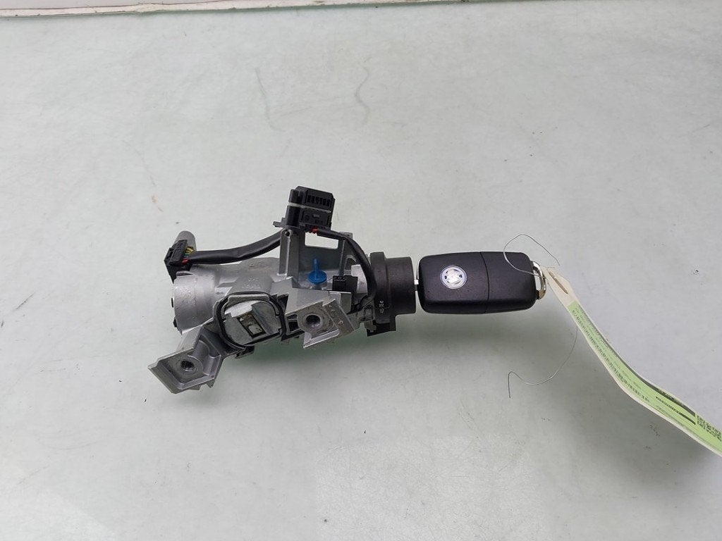 CONTACTSLOT + SLEUTEL Golf V (1K1) (|ZWARTESTEKKER|), Auto-onderdelen, Dhr. J. Ham, Gebruikt, Volkswagen, Administratie@autoham.nl