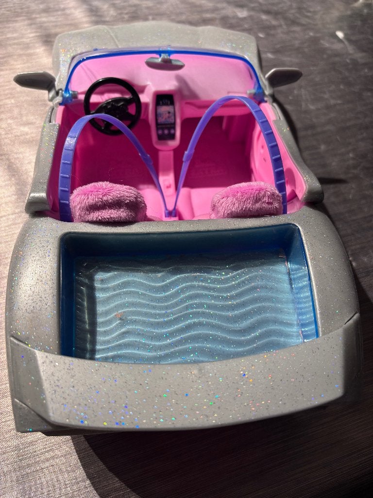 Voiture décapotable Barbie grise à portes papillon, Ophalen of Verzenden, Zo goed als nieuw, Barbie