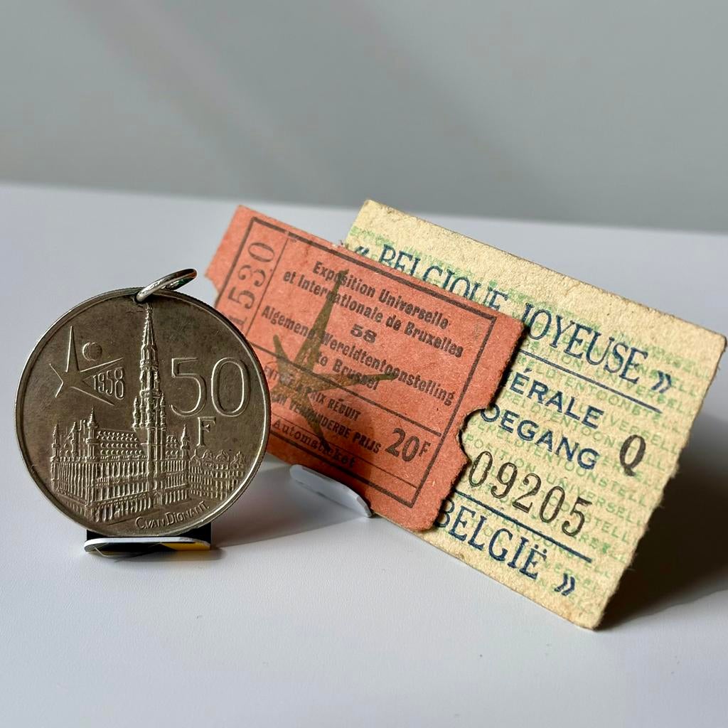 Expo58 setje: Zilveren 50Fr munt(hanger)+2 originele tickets, Postzegels en Munten, Munten | België, Setje, Zilver, Ophalen of Verzenden