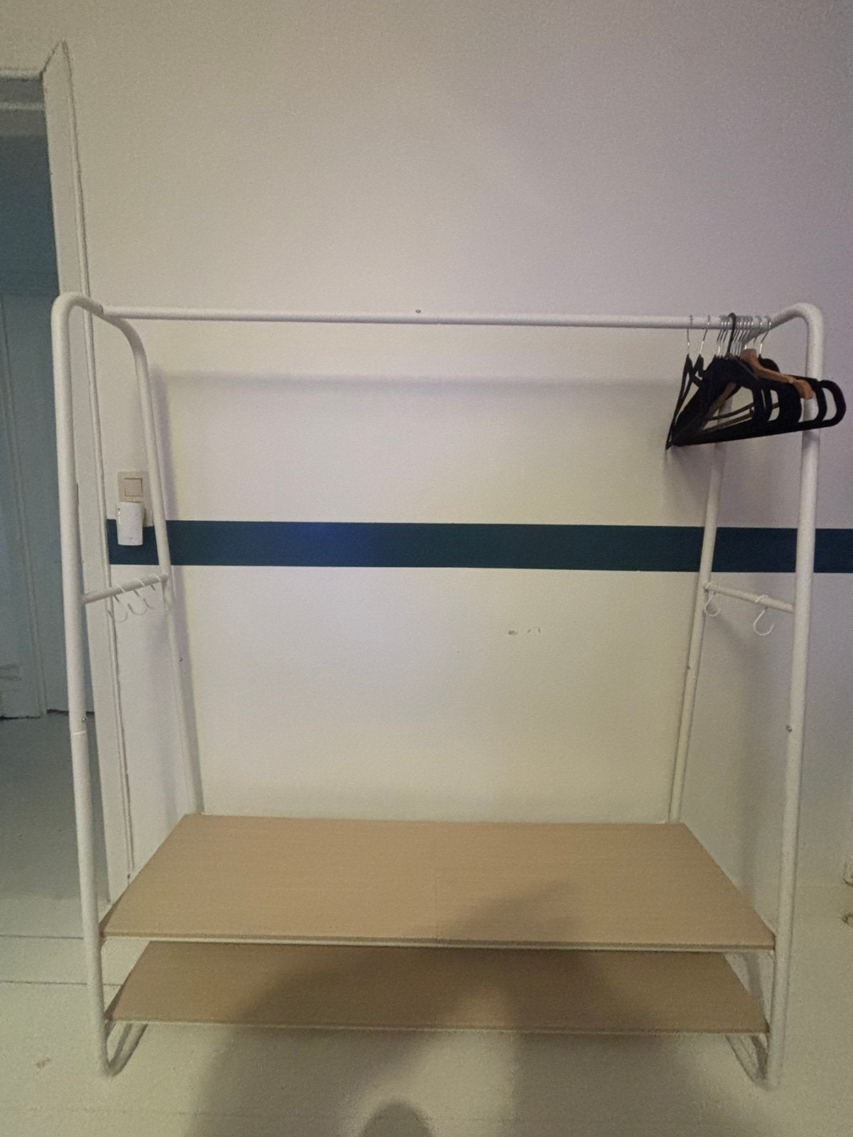 Portant à vêtements avec deux étagères, Enlèvement, Comme neuf